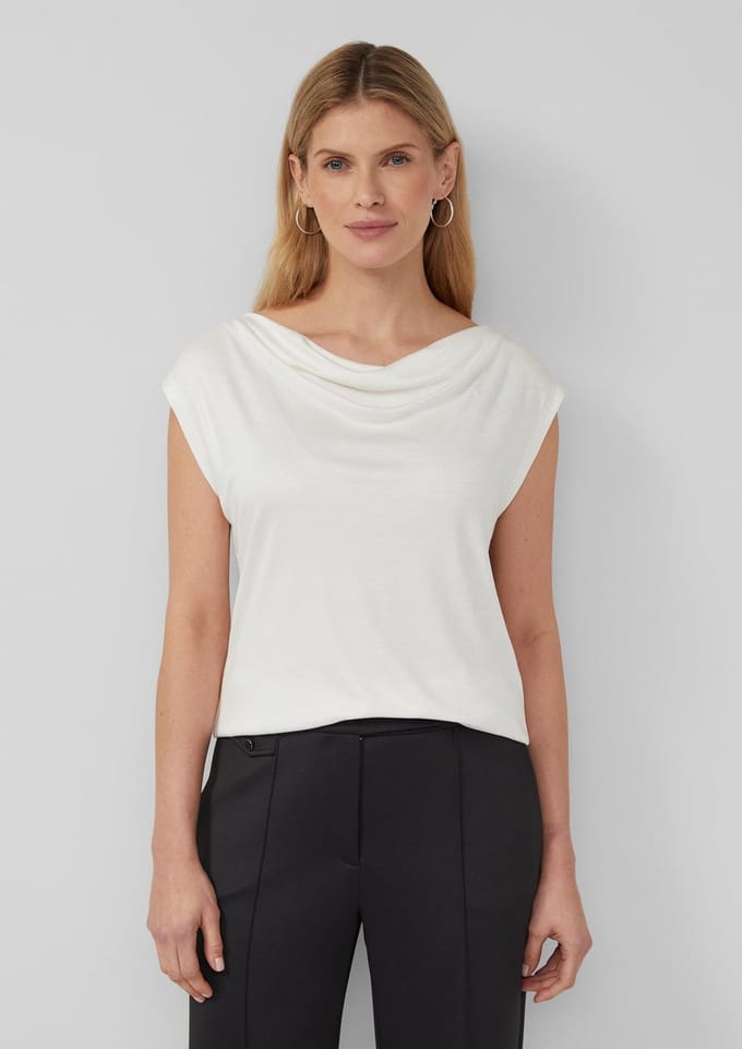 Regular fit blousetop van pure viscose