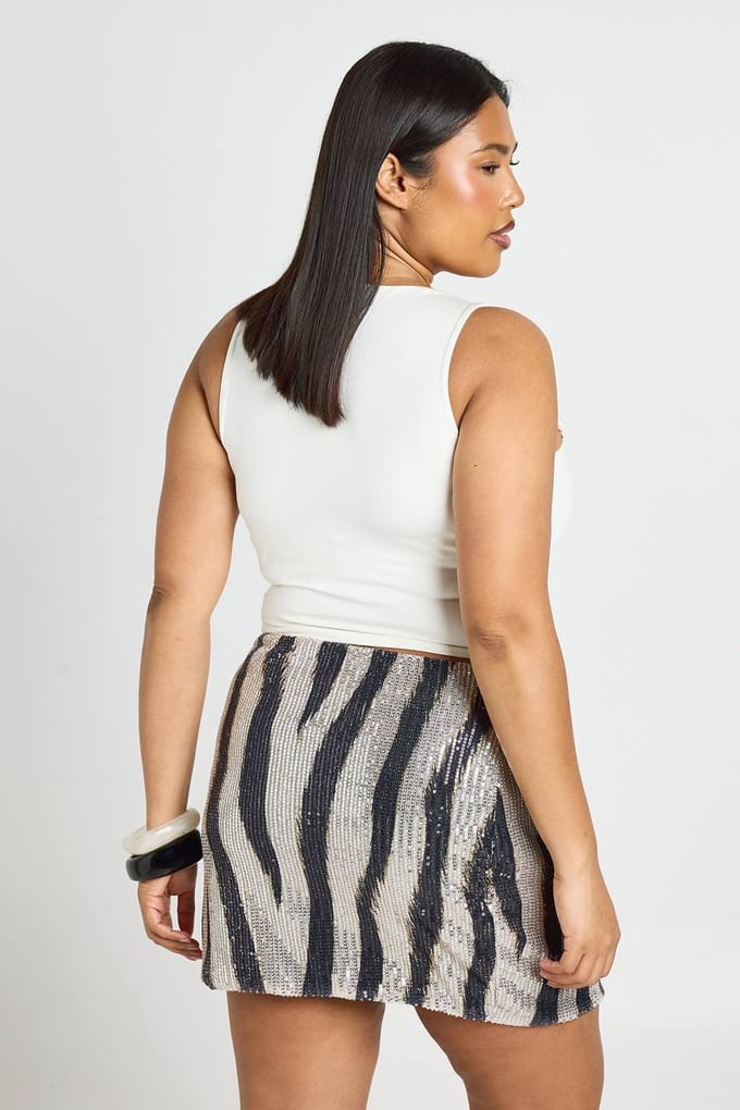 boohoo Dames Plus Zebra Pailletten Minirok | Wit | Maat: 48