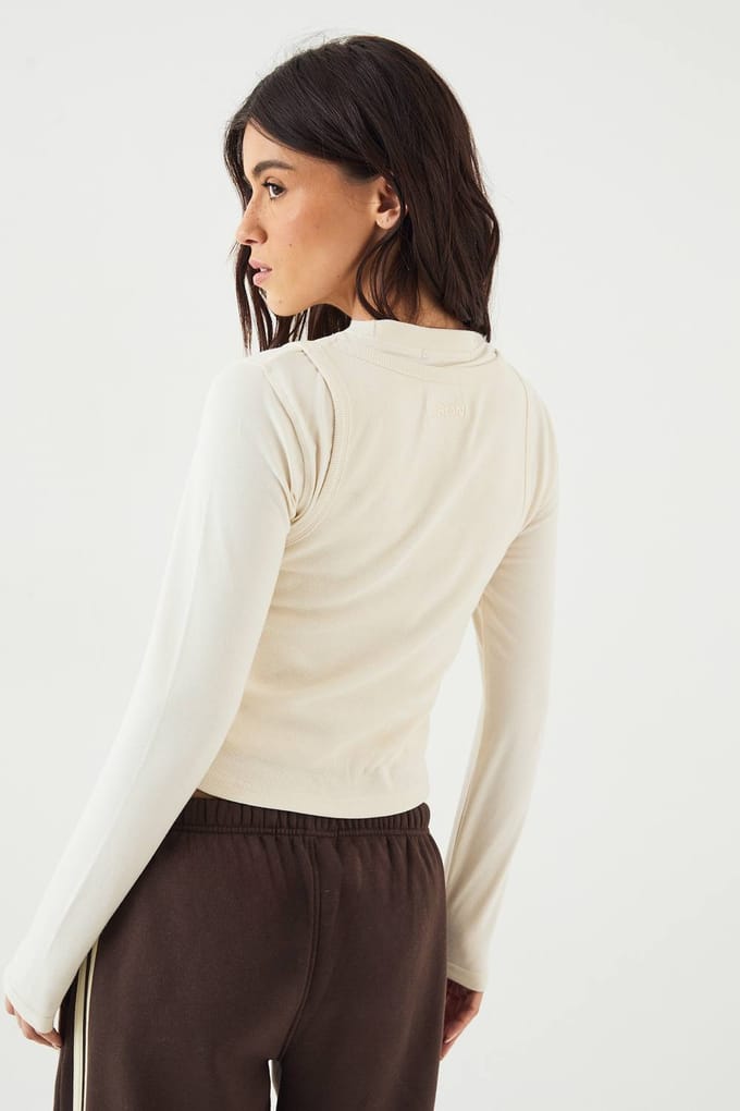 Dames DSGN Studio Dubbele Laag Lange Mouw Top | Cream | Maat: Medium