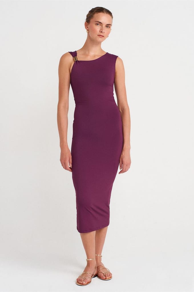 Mouwloze Bodycon Midi Jurk met Accessoire Detail