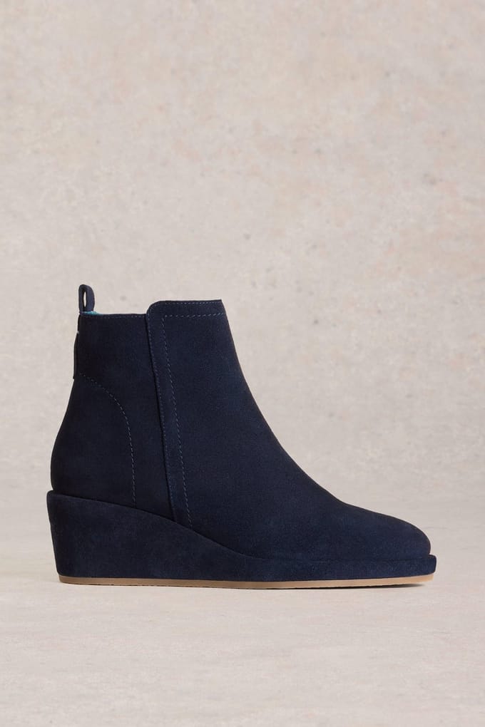 White Stuff Luna Suede Wedge Ankle Boot Dark Navy Größe: 3 | Stiefel Outlet | Damen | Blau