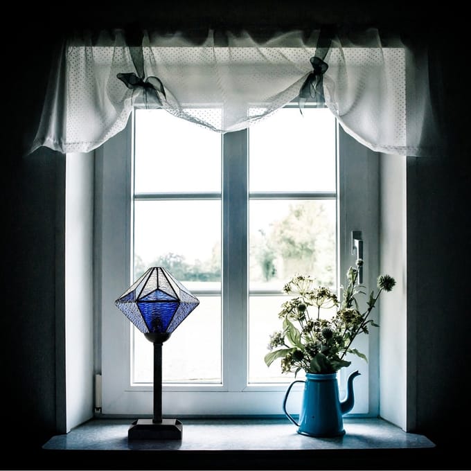 Tiffany Tafellamp Akira Blue - Art Deco Trade