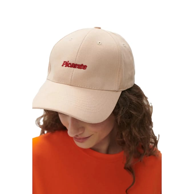 Dames baseballpet She is Sunday Picante