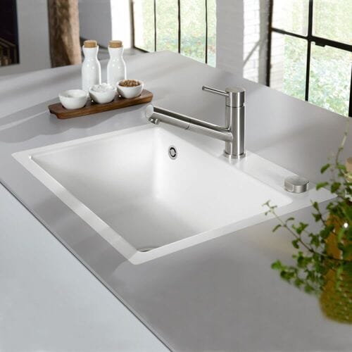 Villeroy & Boch Subway 60 S flat sink, drain with excenter operation 33092FR1