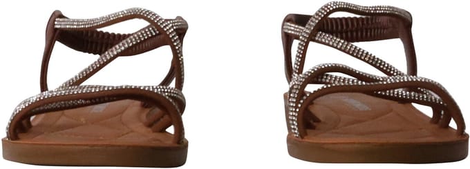 Sandalen om gewoon aan te trekken