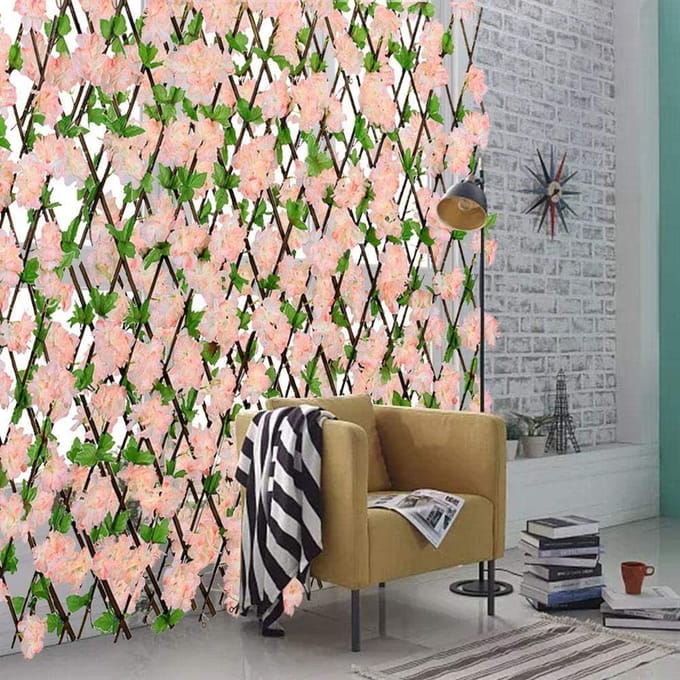 Houten Uitschuifbaar Hek Uitbreidbaar Hek Heg Met Kunstbloem Bladeren Tuindecoratie beige