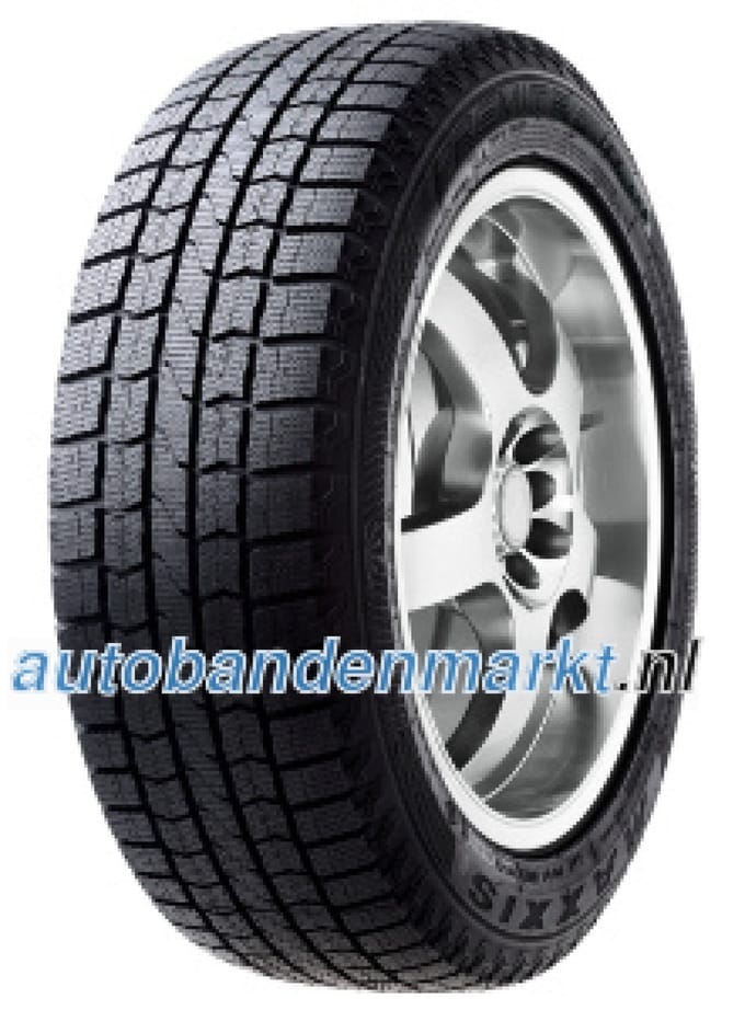 Maxxis Premitra Ice SP3 ( 205/65 R15 94T, Nordic compound )