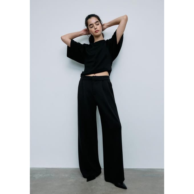 Stradivarius T-shirt met korte mouw en zachte touch  Zwart S
