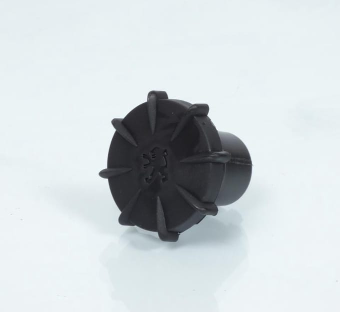 Ø28mm opschroefbare tankdop voor peugeot 103 vogue bromfiets 2004 tot 2018