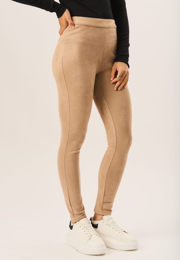 Magere stretchlegging van imitatiesuède
