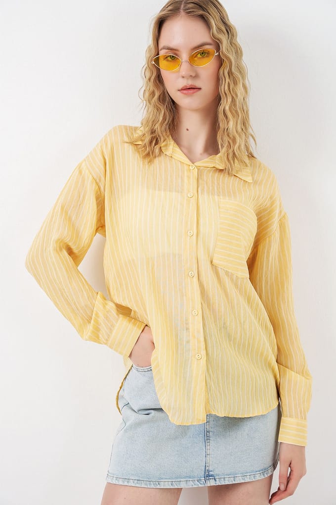 Oversized Gestreepte Knopenblouse