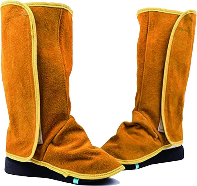 Safety shoe covers flexible heat-resistant wear-resistant for mechanical machining in construction - TICFOX
