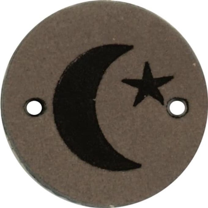 Durable Leren Label – Maan & Ster Opdruk – Duurzaam & Stijlvol (2 stuks)