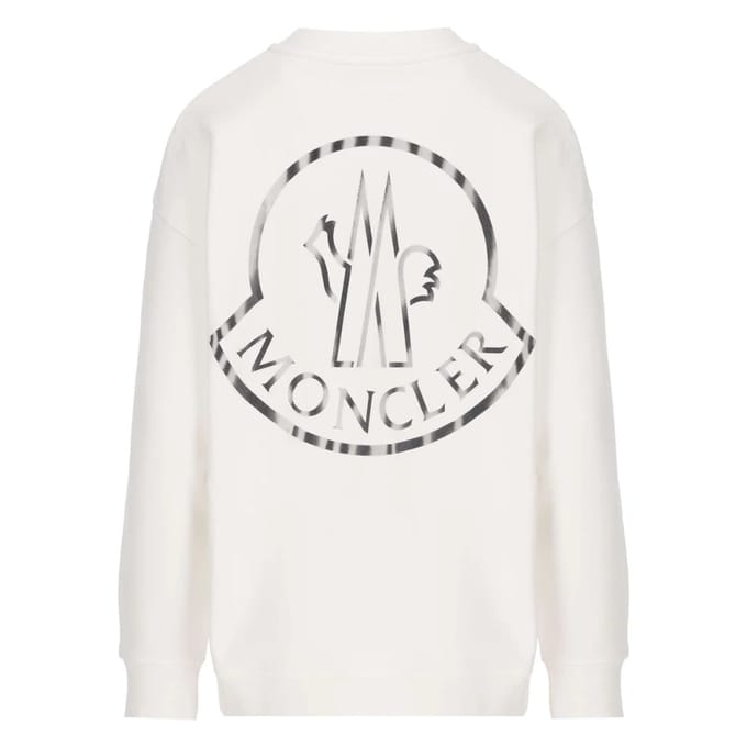 Moncler gedetailleerd logo op de achterkant van het witte sweatshirt