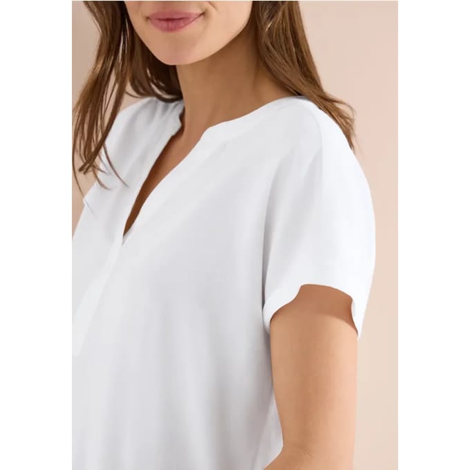 Blouse met korte mouwen en gespleten hals
