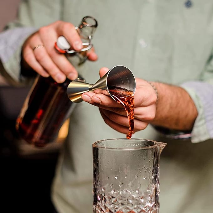 Doseur à cocktail en acier inoxydable Mesures de bar Outils de bar Accessoires de bar or