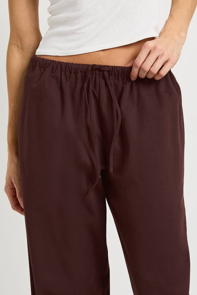 boohoo Dames Lange Chambray Wijde Broek met Trekkoord | Chocoladebruin | Maat: 34