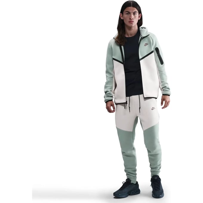 Nike Tech Fleece Broek Zwart K020