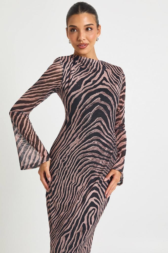 boohoo Dames Zebra bedrukte mesh schouderpad maxi jurk | Black | Maat: 8