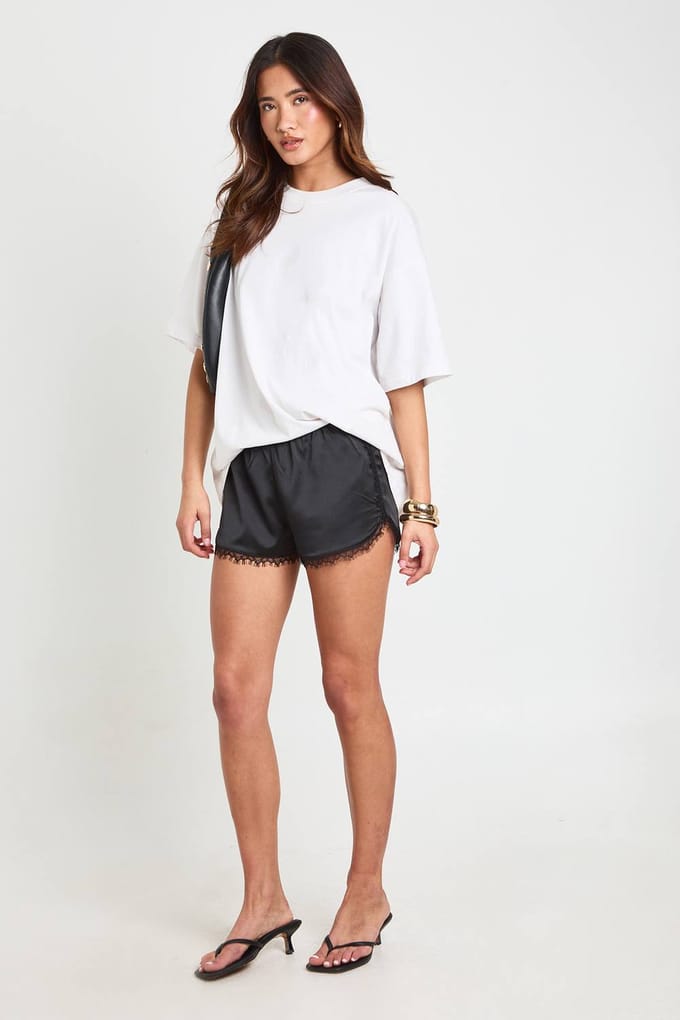 boohoo Dames Runner Short Met Kanten Zoom | Zwart | Maat: 40