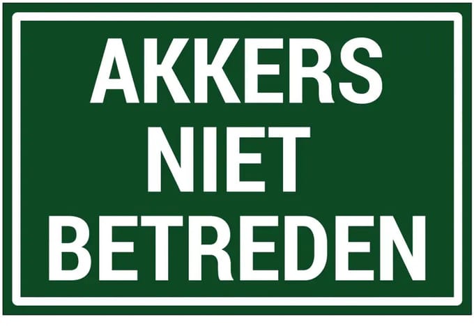 Akkers niet betreden sticker | 30 x 20 cm