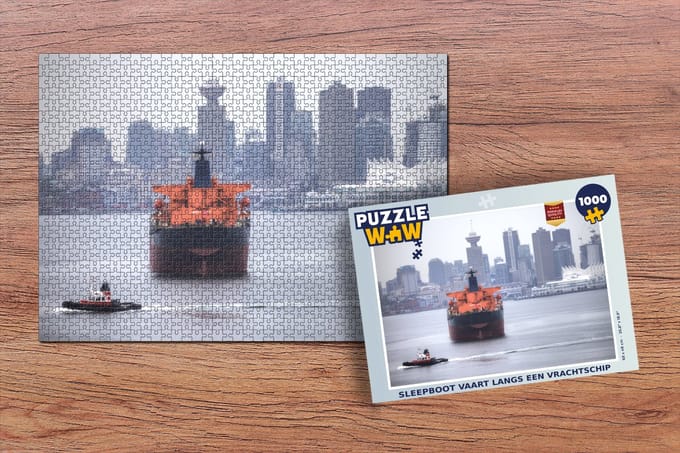 Puzzel Sleepboot vaart langs een vrachtschip - Legpuzzel - Puzzel 1000 stukjes volwassenen