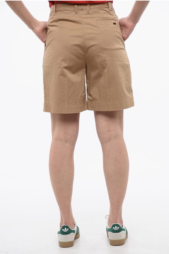Dubbelgeplooide stretchkatoenen shorts met riemlussen in beige