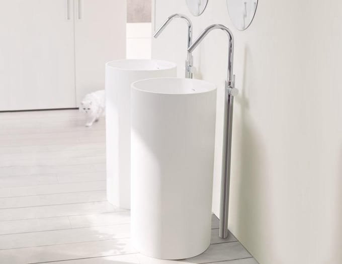 Vrijstaand Solid Surface Wastafel Tube ø45x90cm mat wit - zonder kraangat