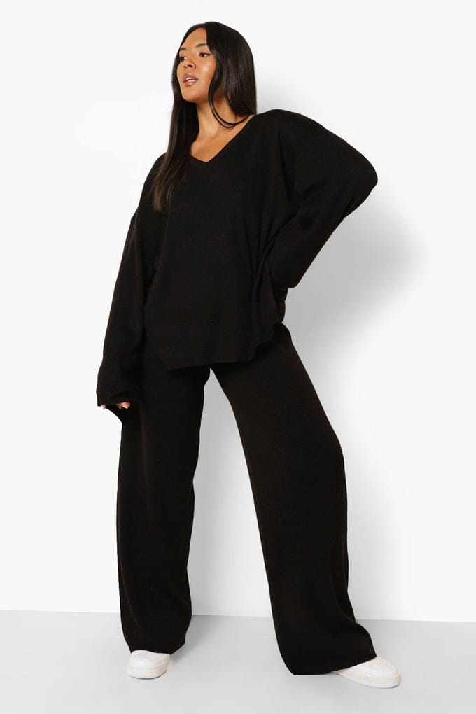 boohoo Dames Plus Gebreide V-hals Zijgespleten Broekset | Zwart | Maat: 44