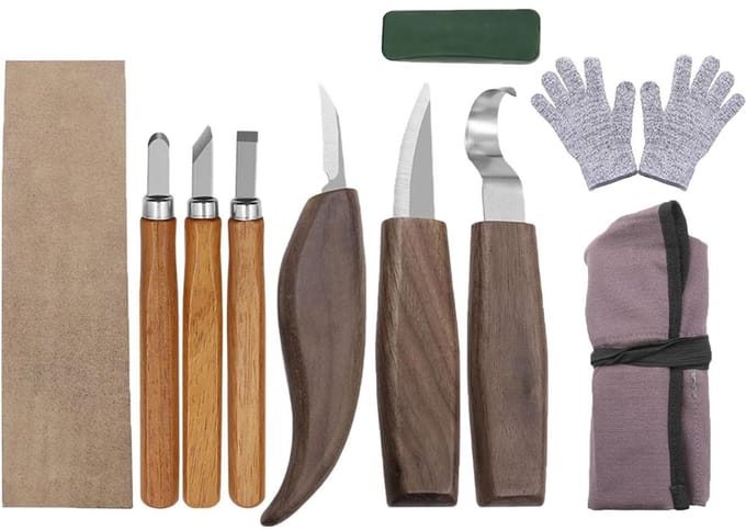 Houtsnijset - Houtsnijden - Woodcarving - Natuurlijk