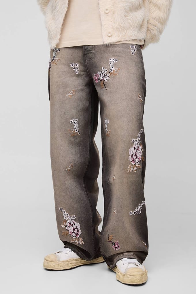 Baggy Rigid Floral Embroidered Jeans | Brown | Size 52R