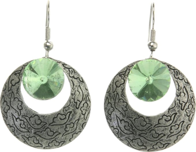 Behave - Oorhanger rond design - groen accent - avondstijl