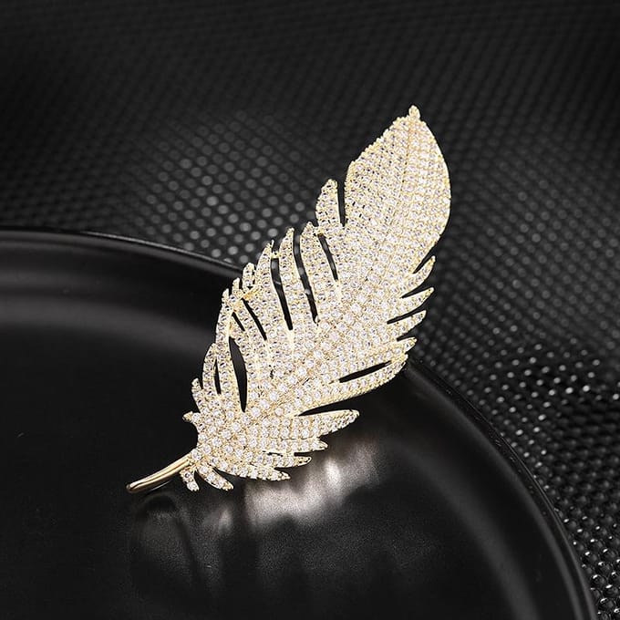 Luxe Koper Micro Ingezette Zirkonia Veer Broche Vrouwen Bruiloft Sieraden Cadeau Kleding Accessoires black