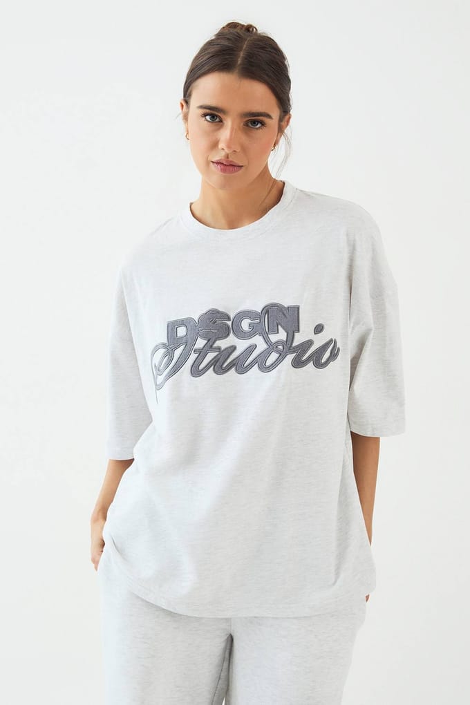 Dames DSGN Studio Badstof Applique Oversized T-Shirt | Ash Grey | Maat: Small