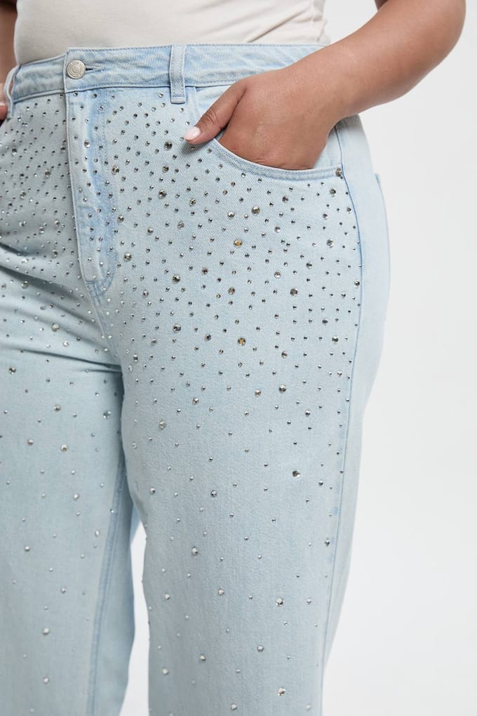 boohoo Dames Plus Versierd Hoge Taille Rechte Pijp Jeans | Bleach Wash | Maat: 28