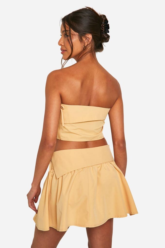 boohoo Dames Foldover Tailleband Detail Minirok | Butter | Maat: 8