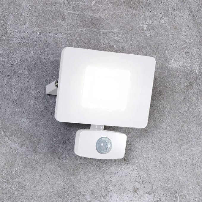 EGLO FAEDO 3 Buitengebruik muurverlichting Wit SMD LED Module LED 20 W A+