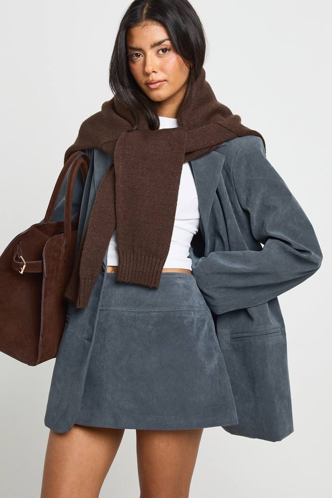 boohoo Dames Namaak Suede Getailleerde A-lijn Mini Rok | Slate Blue | Maat: 14