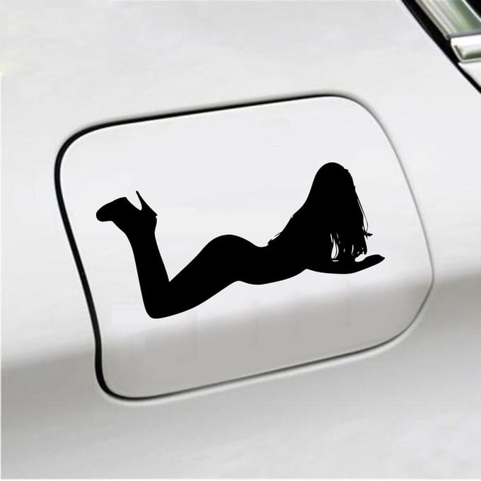 Bumpersticker - Liggende Dame - 8 X 17 - Zwart