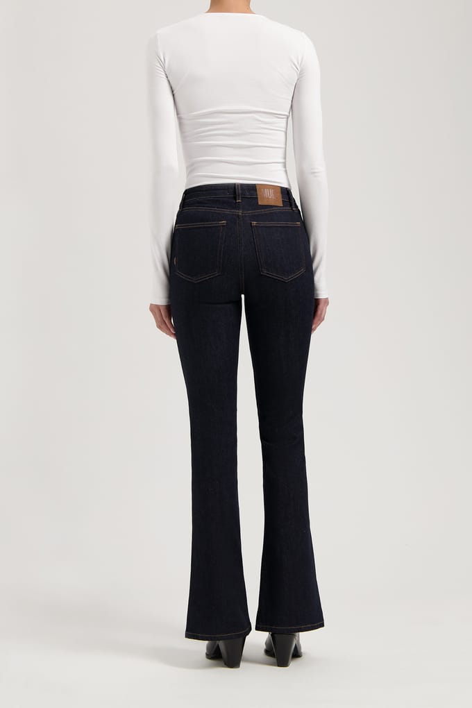 Mud Jeans Isy High Flared Strong Blue Maat: W26L32 | Flared Jeans Outlet | Dames | Blauw