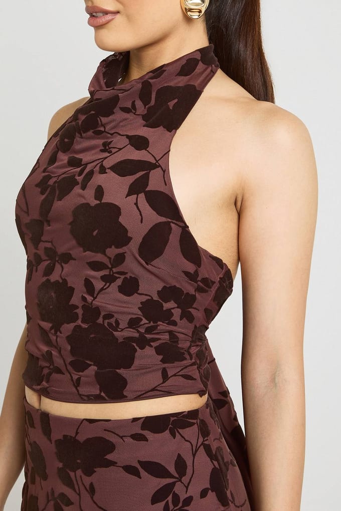 boohoo Dames Bloemen Devore Cowl Halterneck Top | Chocoladebruin | Maat: 34