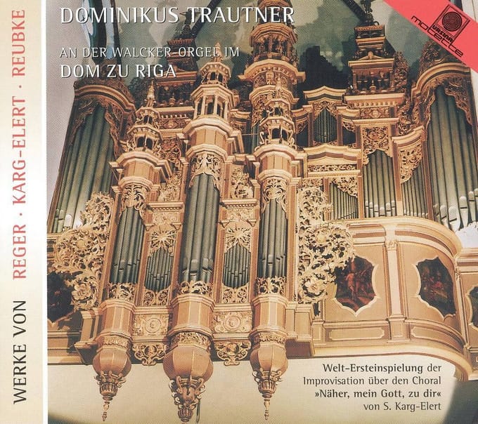 An Der Wlcker-Orgel Im Dom Zu Riga