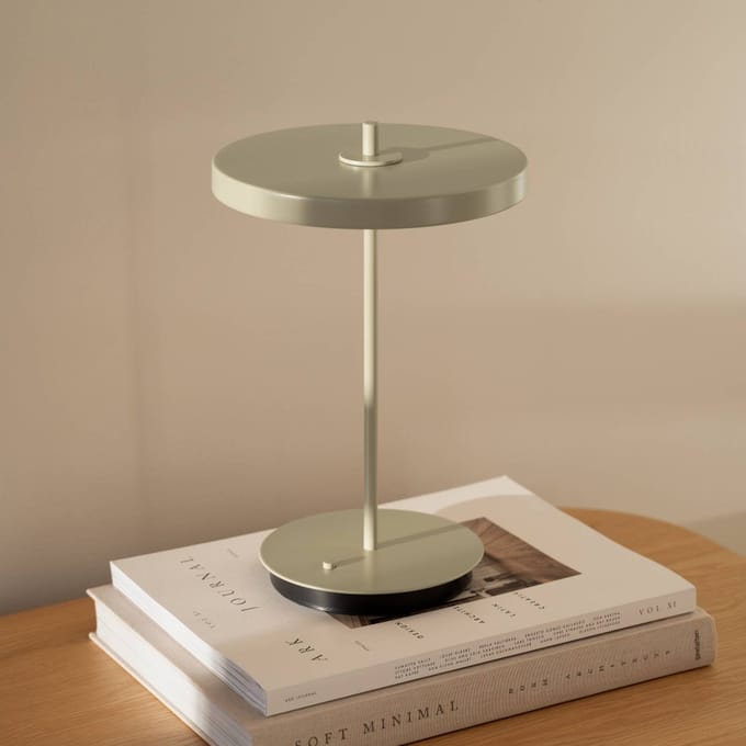 UMAGE Asteria Move Monochrome oplaadbare lamp - UmageAsteriaButterYellow