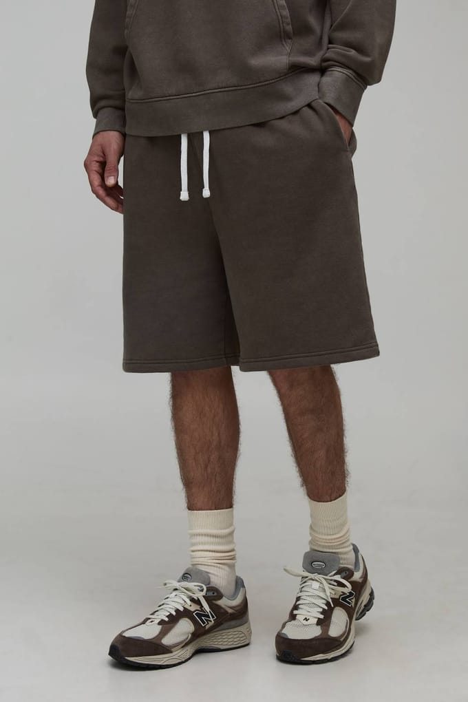 Ruimvallende Essential Gewassen Jersey Short | Washed Chocolate | Size Large