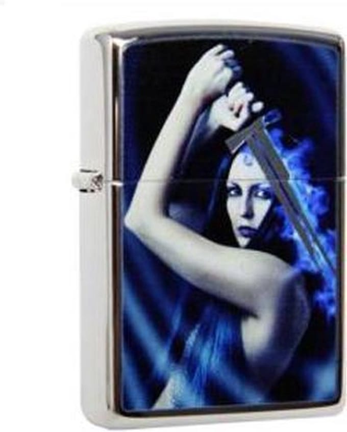 Zippo aansteker Woman With Sword