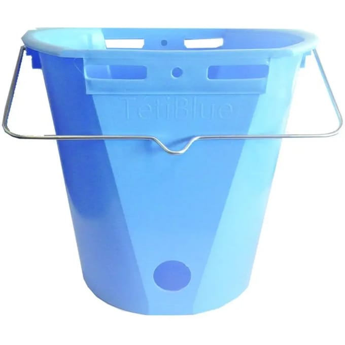 Complete kalverdrinkemmer in kunststof Tétiblue