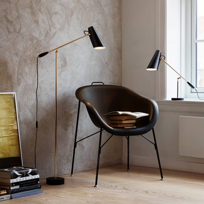 Northern Retro vloerlamp Birdy in zwart/messing
