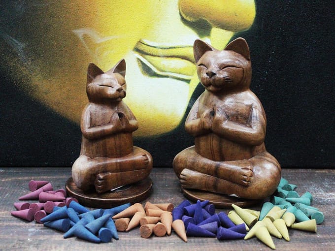 Houten gesneden wierookbranders - Med Yoga Cat