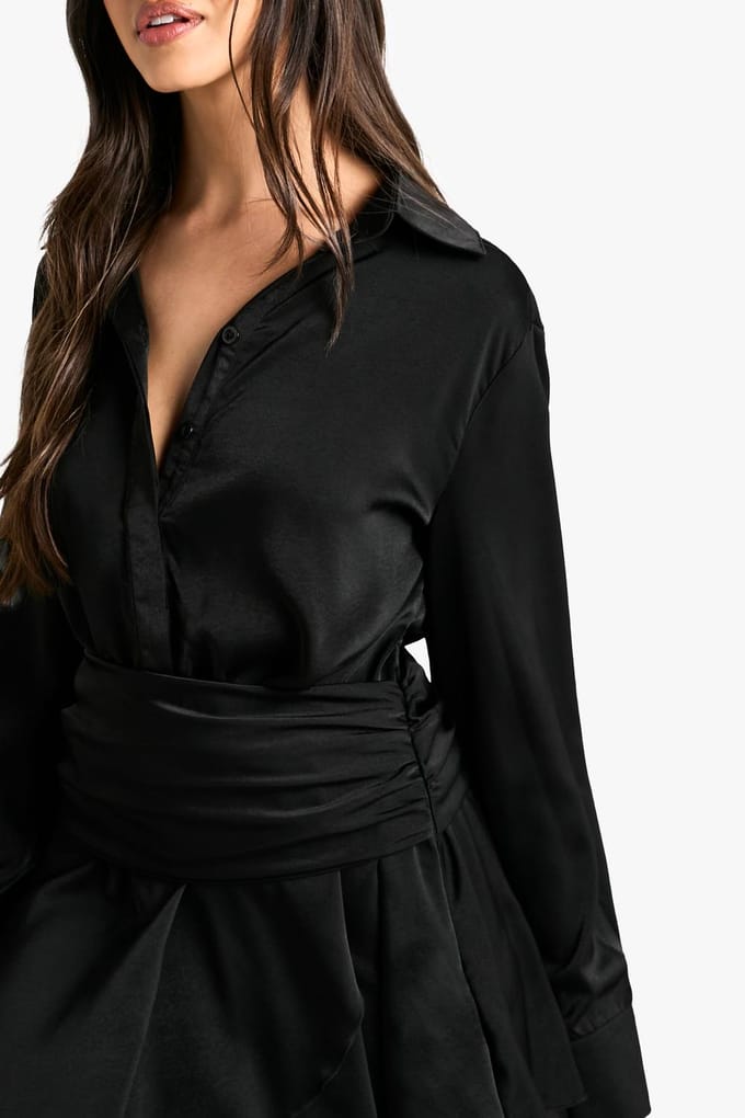 boohoo Dames Satijn-overhemdjurk met ruchering | Black | Maat: 14