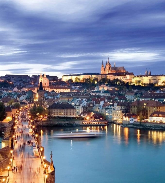 Fotobehang - Prague 225x250cm - Vliesbehang